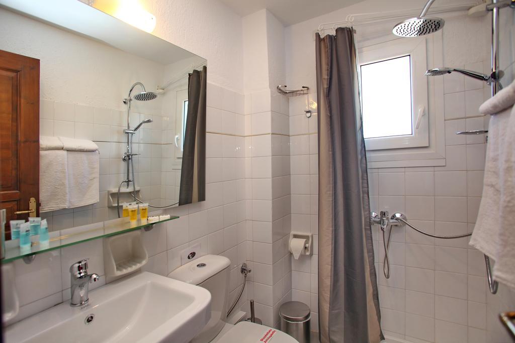 Hotel Anelli سكوبيلوس تاون المظهر الخارجي الصورة