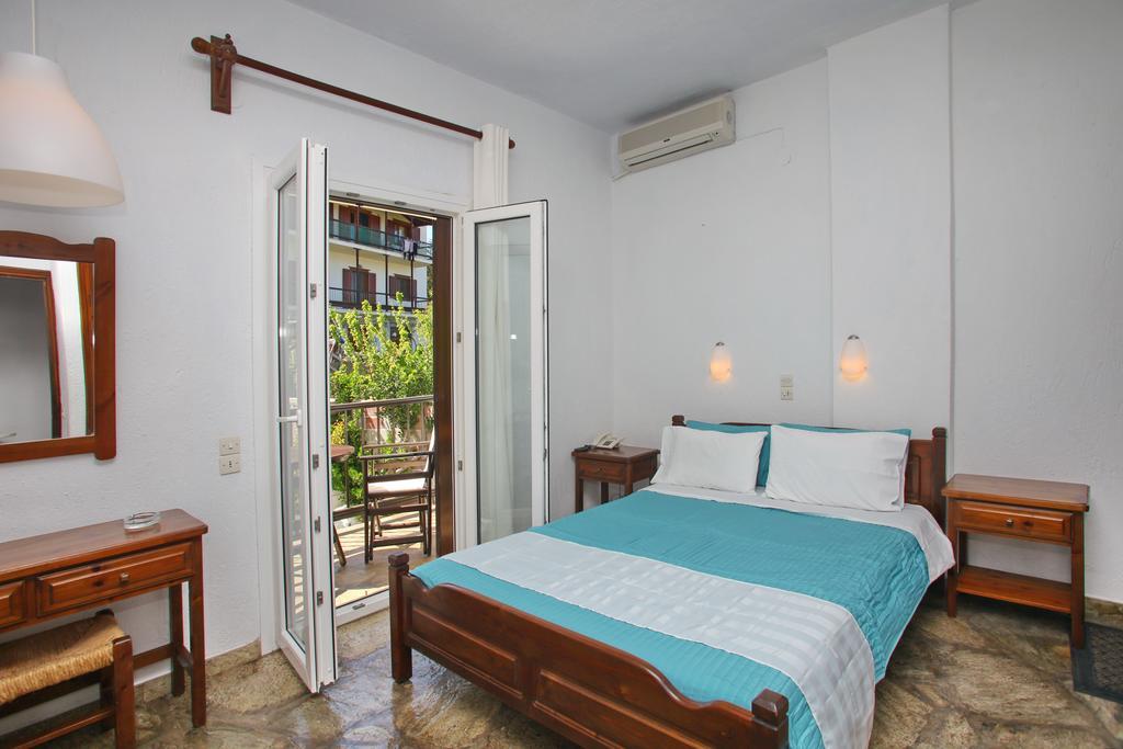 Hotel Anelli سكوبيلوس تاون المظهر الخارجي الصورة
