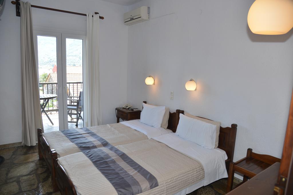 Hotel Anelli سكوبيلوس تاون المظهر الخارجي الصورة