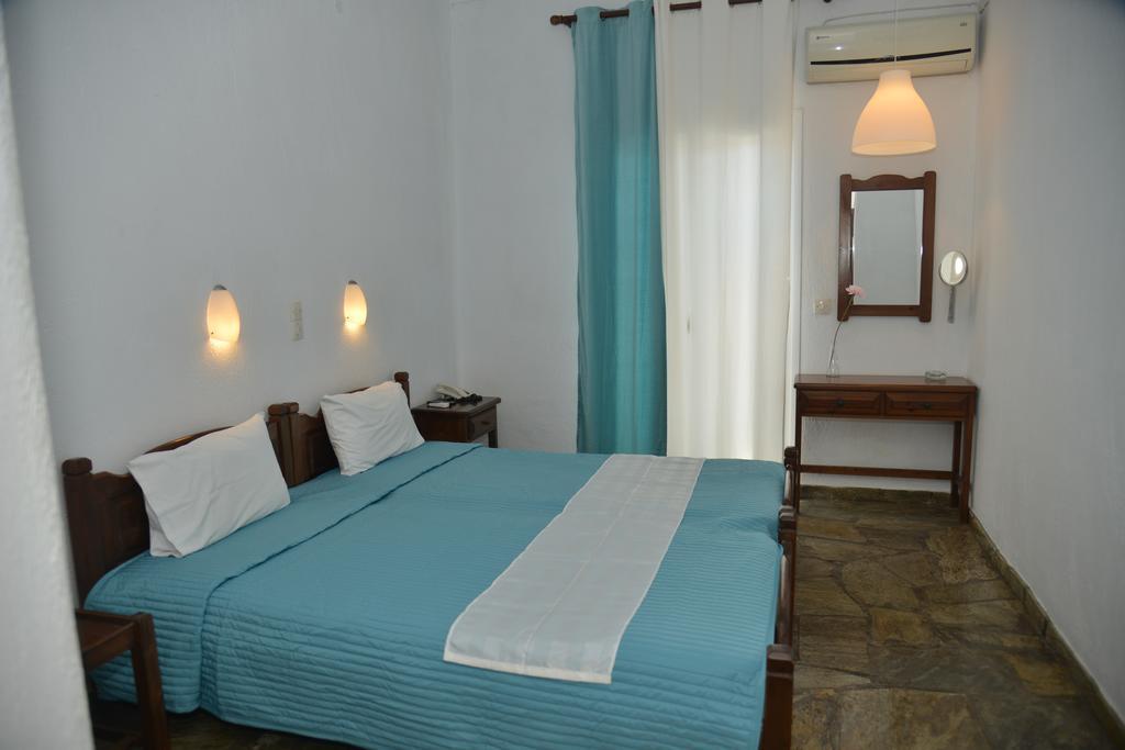Hotel Anelli سكوبيلوس تاون المظهر الخارجي الصورة