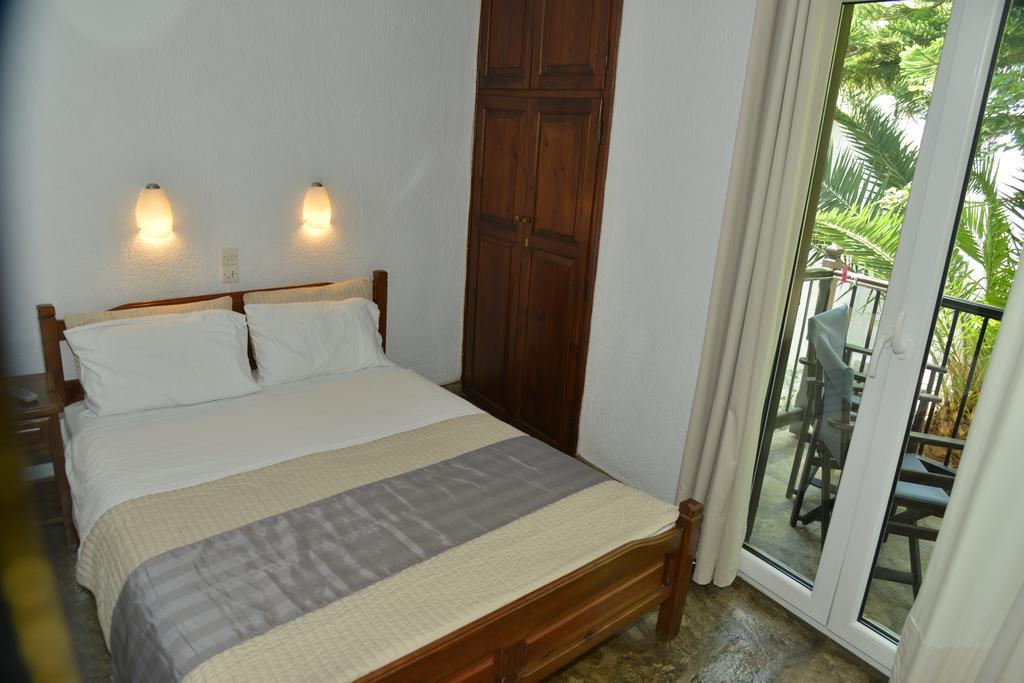 Hotel Anelli سكوبيلوس تاون المظهر الخارجي الصورة